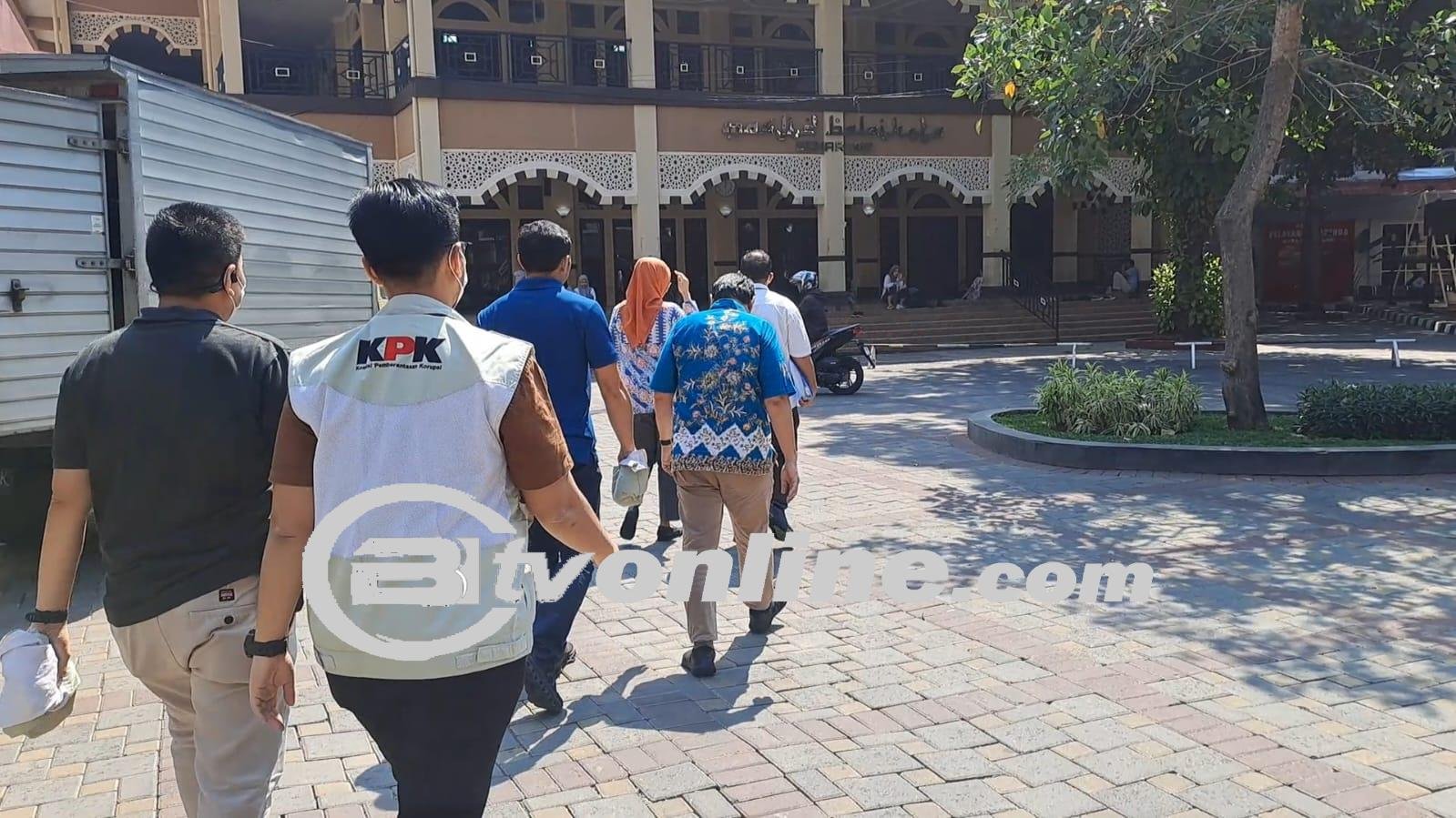 KPK Geledah Kantor Dinas Kominfo Kota Semarang