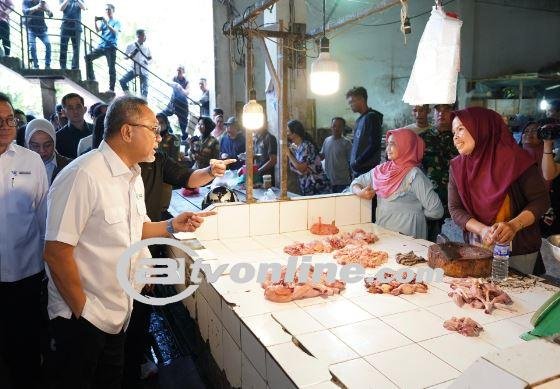 Sidak Pasar! Harga Bahan Pokok di Pasar Jambi Ditemukan di Bawah Harga Acuan oleh Zulhas