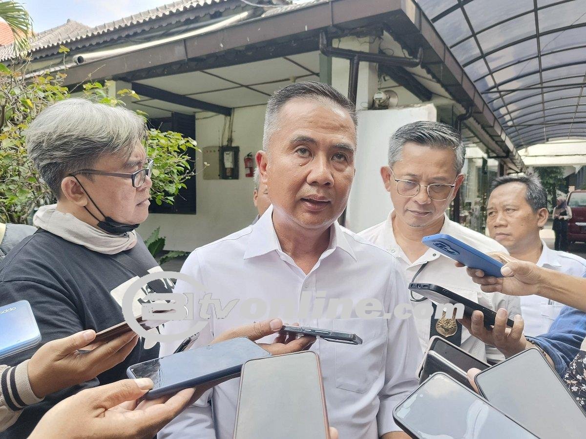 Skandal Cuci Rapor: Bey Machmudin Soroti Awal Pendidikan Yang Harusnya Bermartabat