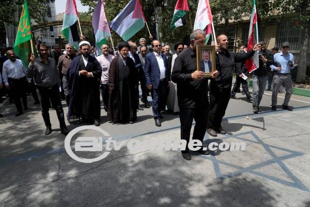 Iran Gelar Prosesi Pemakaman Ismail Haniyeh, Pimpinan Hamas, dengan Seruan Balas Dendam Terhadap Israel!
