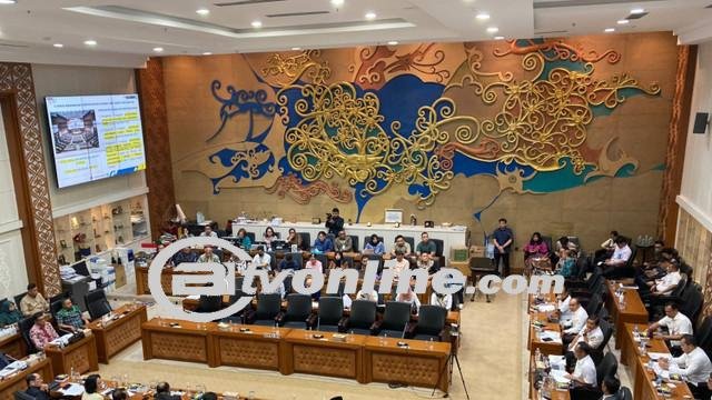 Pembahasan Revisi UU Pilkada, Perbedaan Batas Usia Calon Kepala Daerah Jadi Perdebatan Panjang