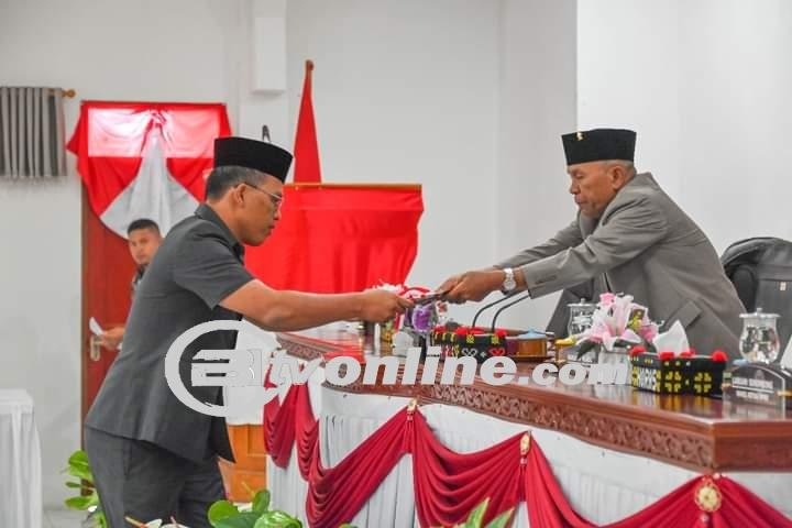 Bupati Humbahas Sampaikan Nota Jawaban Atas Pemandangan Umum Fraksi DPRD