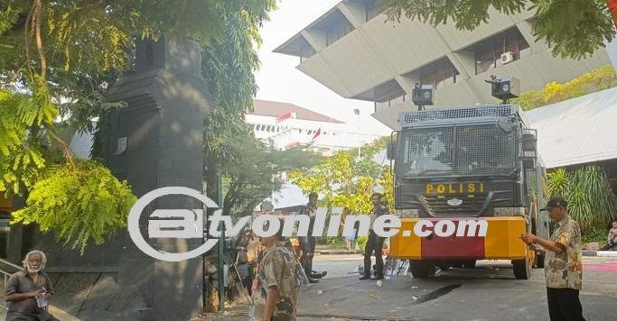 Unjuk Rasa Jateng Bergerak di Semarang: 33 Demonstran Dirawat, Puluhan Ditangkap dalam Aksi Protes yang Dibubarkan Polisi