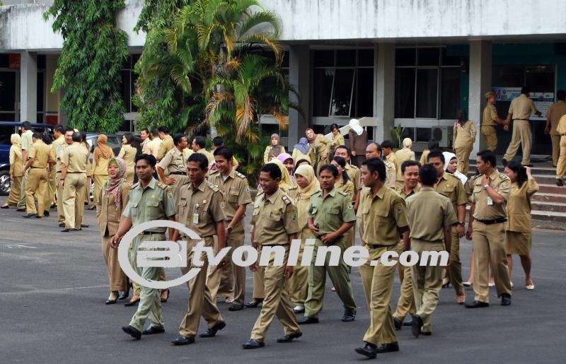 Kenaikan Gaji ASN, PNS, TNI, dan Polri: Menanti Pengumuman Presiden Jokowi