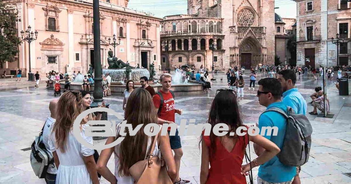 Penangkapan Pemandu Wisata Ilegal Indonesia di Thailand