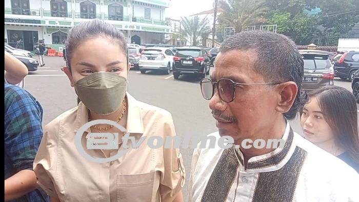 Nikita Mirzani Bertekad Penjarakan Vadel Badjideh: “Intinya Dipenjara Aja!”