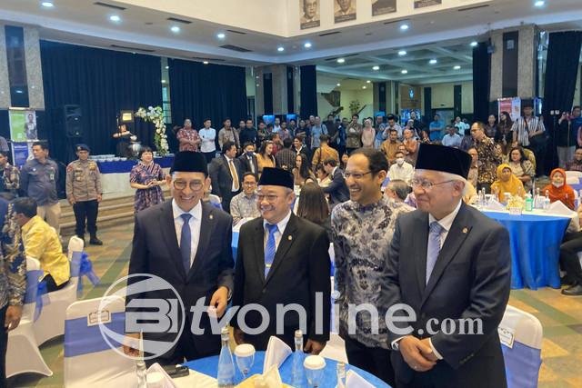 Nadiem Makarim Resmi Serahkan Jabatan Menteri Pendidikan ke Tiga Penggantinya