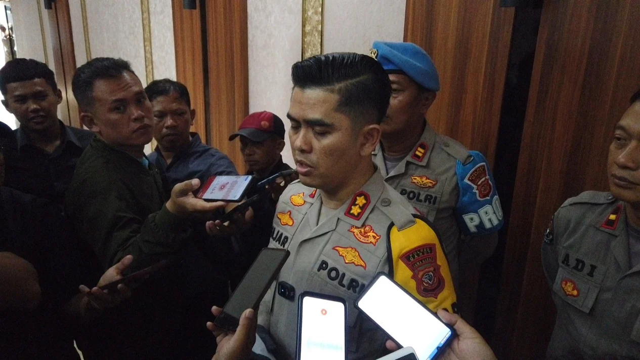 Geger di Garut! Warga Gerebek Oknum Polisi Yang Mesum di Kamar Penginapan!