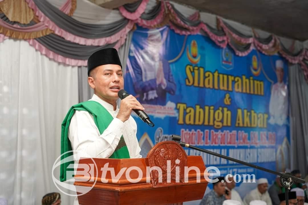 Kehadiran Anggota DPR RI dan Ustadz Das’ad Latif Disambut Hangat Masyarakat Palas