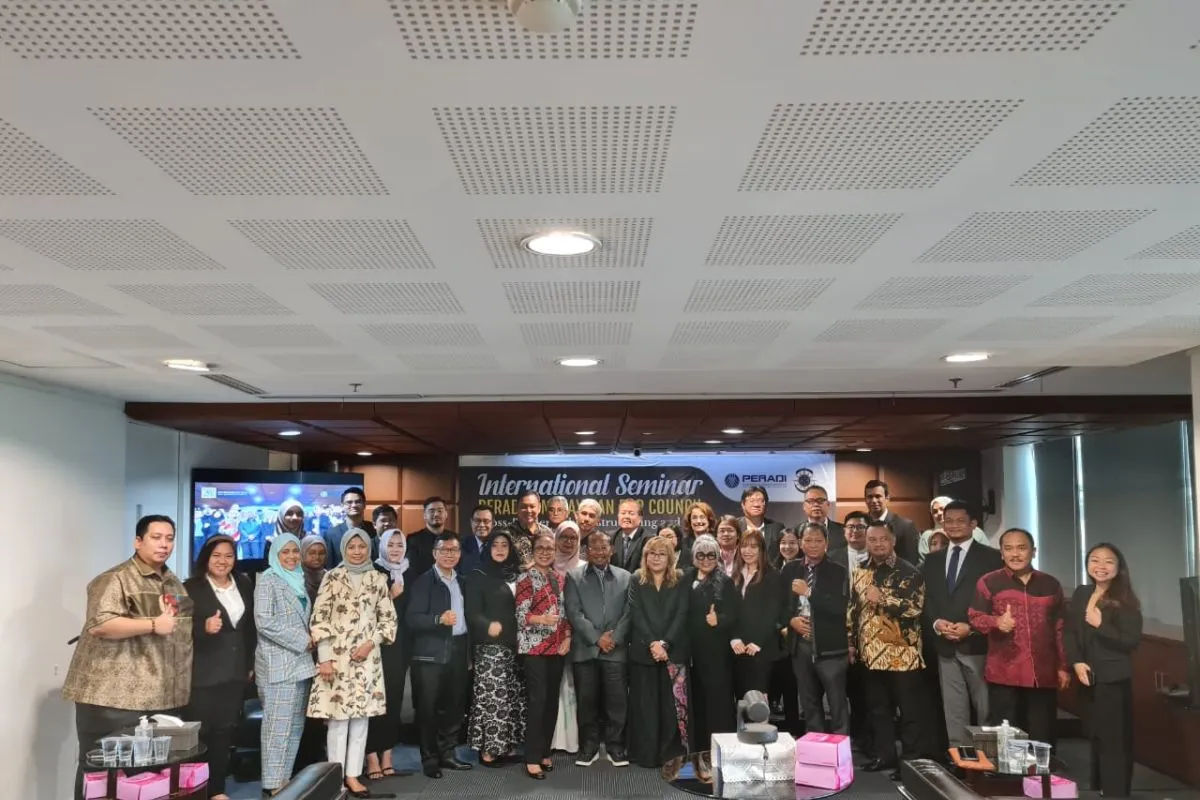 Peradi Gelar Seminar Nasional tentang ‘Kiat Membuat dan Memahami Kontrak yang Benar’ dengan Advokat Internasional