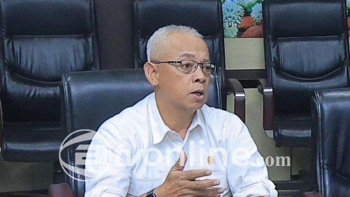 Kompolnas Jelaskan Alasan AKP Dadang Iskandar Tidak Diborgol Saat Diperiksa Propam Polda Sumbar