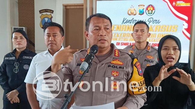 Polisi Tangkap Ivan Sugianto, Wali Murid SMAK Gloria 2 Surabaya yang Paksa Siswa Menggonggong