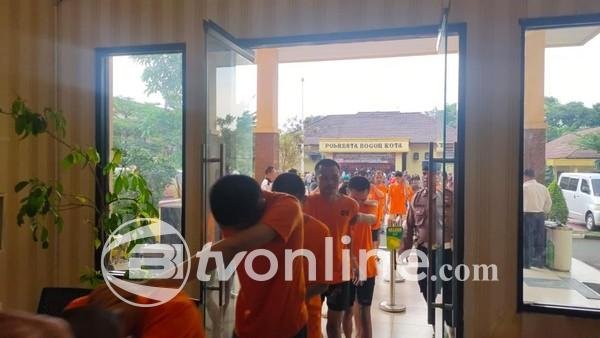Polresta Bogor Kota Tangkap Ketua Geng TOM, Usman, Terkait Pengedaran 29 Gram Sabu