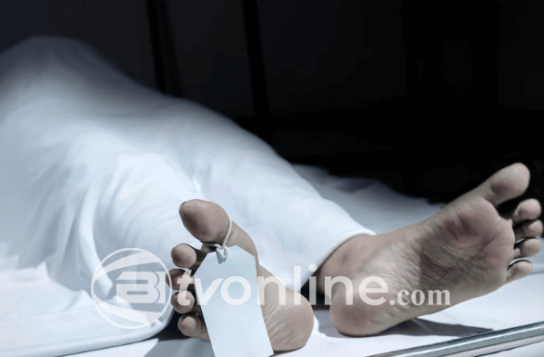 Suami Bunuh Istri dengan Obeng dan Pisau di Gresik, Pelaku Masih Buron