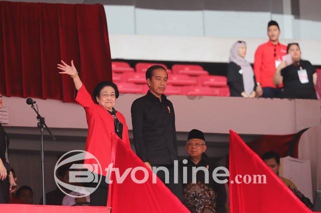 PDIP Pecat Jokowi, Gibran, dan Bobby Nasution: Keputusan Tegas Megawati yang Mengguncang Politik
