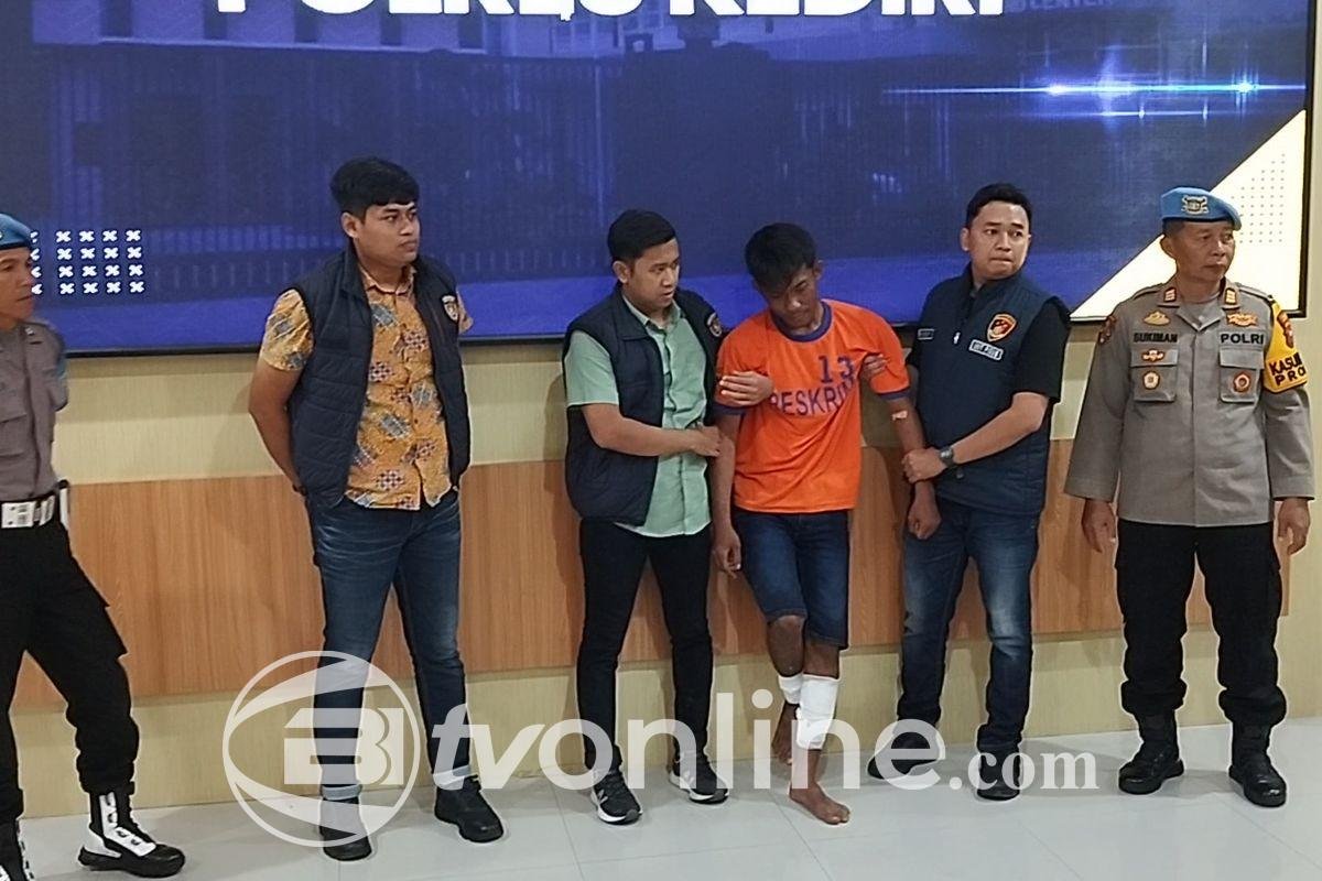 Adik Kandung Bunuh Ayah, Ibu, dan Anak Sulung di Kediri, Sakit Hati Jadi Motif Pembunuhan