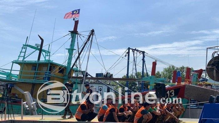 KKP Tangkap 3 Kapal Malaysia Curi Ikan di Perairan Selat Malaka, 16 WNA Ditangkap