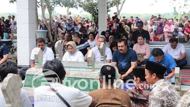 Menteri Imipas Agus Andrianto Tanam Padi di Blora, Tegaskan Petani sebagai Pilar Kedaulatan Pangan