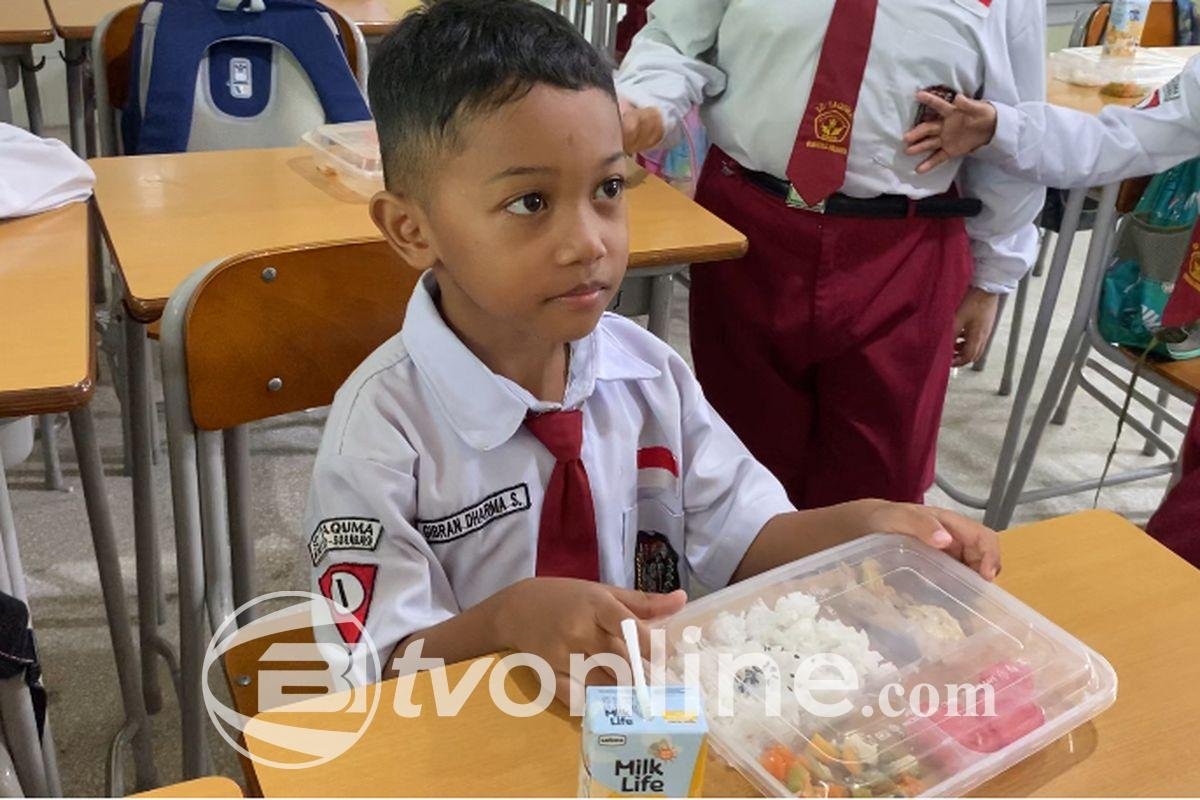 Program Makan Bergizi Gratis di SD Taquma Surabaya, Siswa Banyak yang Tidak Suka Menu Tertentu