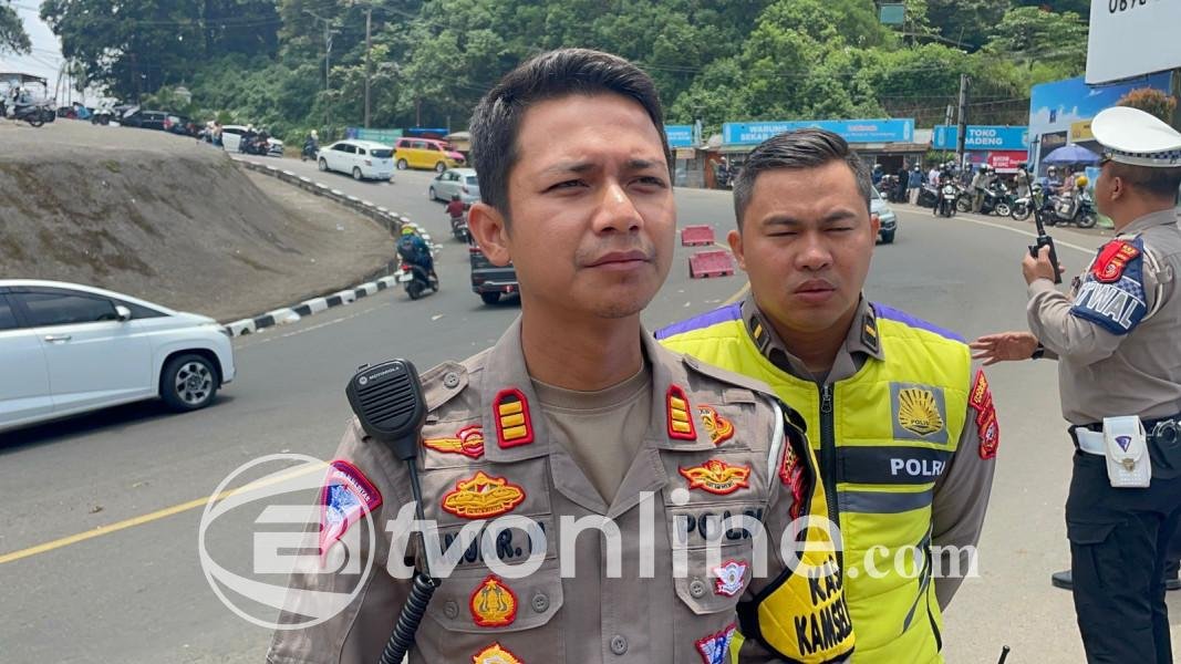 210 Personel Dikerahkan untuk Atur Arus Lalu Lintas Jalur Puncak-Cianjur selama Libur Panjang Imlek 2025