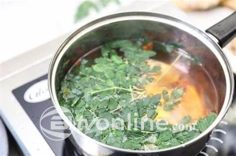 Manfaat Minum Air Rebusan Daun Kelor Setiap Hari untuk Kesehatan