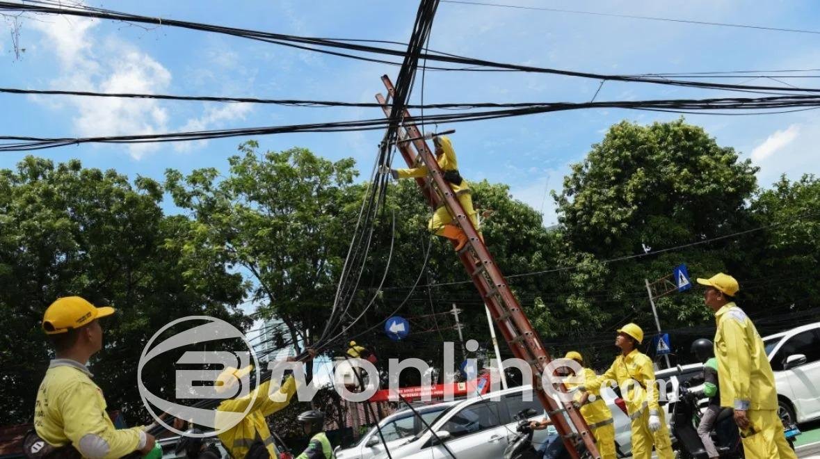 Pemerintah Kota Jakarta Selatan Rapikan Kabel Utilitas Sepanjang 5,2 Kilometer untuk Keamanan Pengguna Jalan