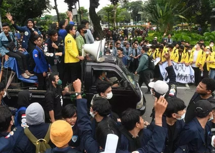 775 Personel Dikerahkan untuk Amankan Aksi Demonstrasi BEM SI di Patung Kuda