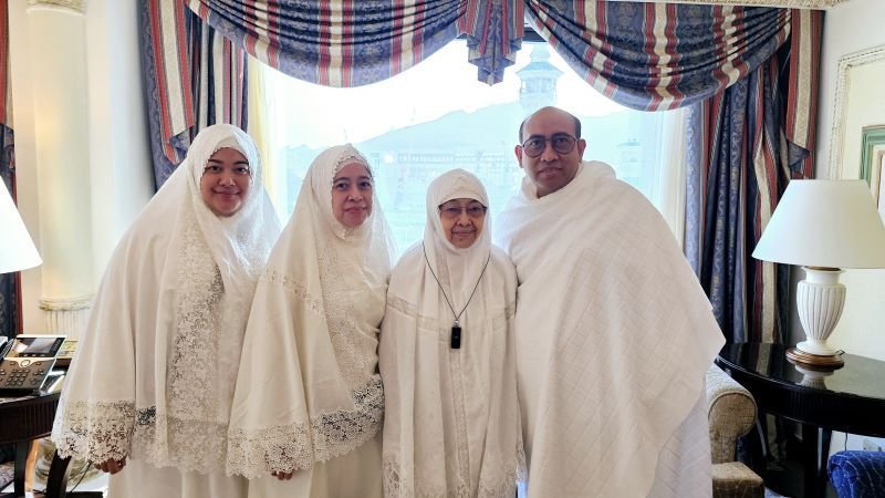 Megawati Soekarnoputri Jalani Umrah, Ungkap Kebahagiaan di Tanah Suci