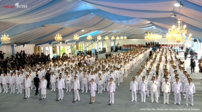 Kirab 481 Kepala Daerah Tiba di Istana Jelang Dilantik Prabowo