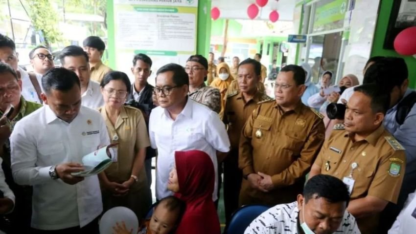 Dinas Kesehatan Kota Tangerang Bantu Pendaftaran Cek Kesehatan Gratis (CKG) di Puskesmas bagi Warga yang Kesulitan Aplikasi Satu Sehat