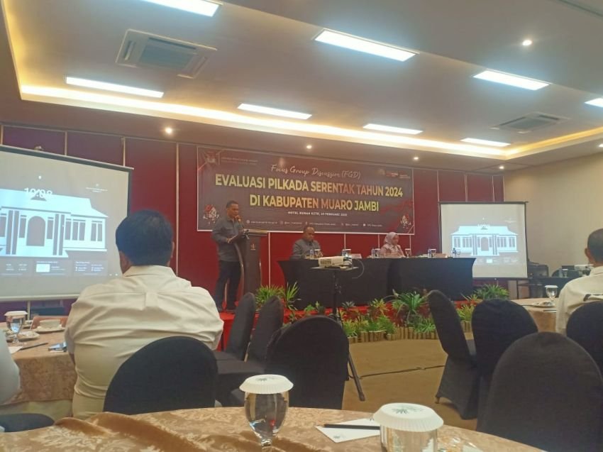 KPU Kabupaten Muaro Jambi menggelar Focus Group Discussion (FGD) Evaluasi pilkada serentak Tahun 2024 di kabupaten Muaro Jambi