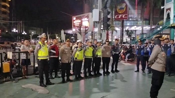 Satlantas Polrestabes Medan Amankan Pawai Obor Menyambut Bulan Ramadan