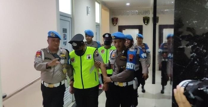 Sidang Etik Polri :  2 Polisi Pemeras Sejoli di Semarang Hanya Dihukum Demosi