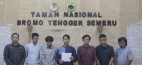 Tujuh Pendaki Ilegal Gunung Semeru Minta Maaf dan Siap Terima Konsekuensi Hukum
