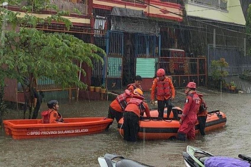 Banjir Terjang Dua Kecamatan di Makassar, 179 Jiwa Mengungsi