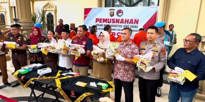 Jelang Ramadhan, Ditresnarkoba Polda Jambi Musnahkan 12.941,689 gram jenis shabu, Extasi 495 butir dan ganja 47,1 gram  dan  Amankan 92 Tersangka