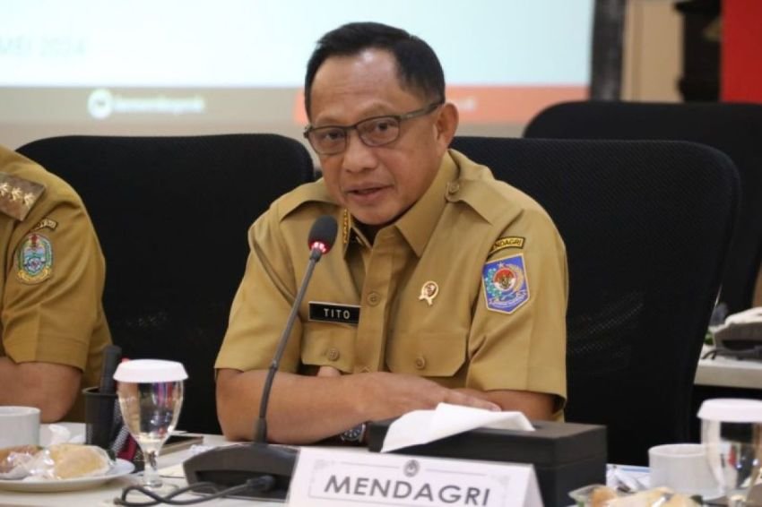 Mendagri Tito Karnavian: Anggaran MBG Daerah Harus Fokus untuk Perbaikan Fasilitas Sekolah