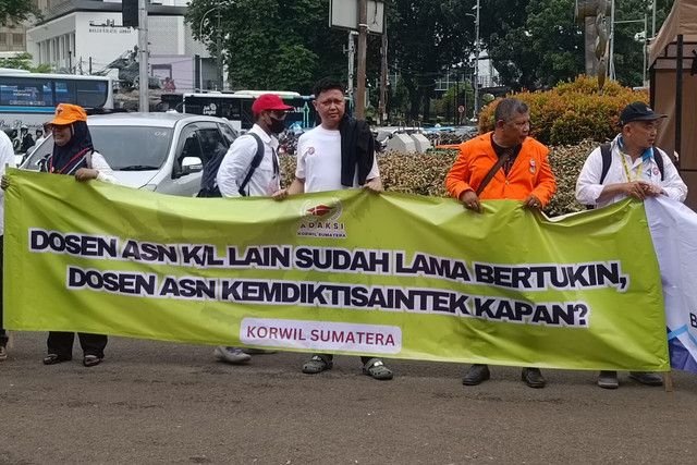 Seruan Keras 'Tukin Cair' Tuntut Pembayaran Tunjangan Kinerja