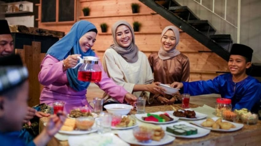 Berbuka Tanpa Khawatir! 5 Takjil Lezat dan Ramah untuk Penedrita Asam Lambung
