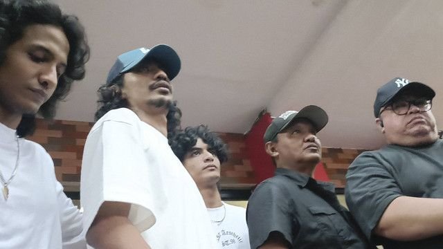 Vadel Badjideh Ditahan Polisi Terkait Kasus Dugaan Persetubuhan dan Aborsi, Keluarga Kecewa!