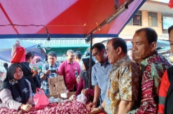 Satgas Pangan Polda Kepri Pantau Kenaikan Harga Bahan Pokok di Pasar Tos 3000 Batam Menjelang Ramadan