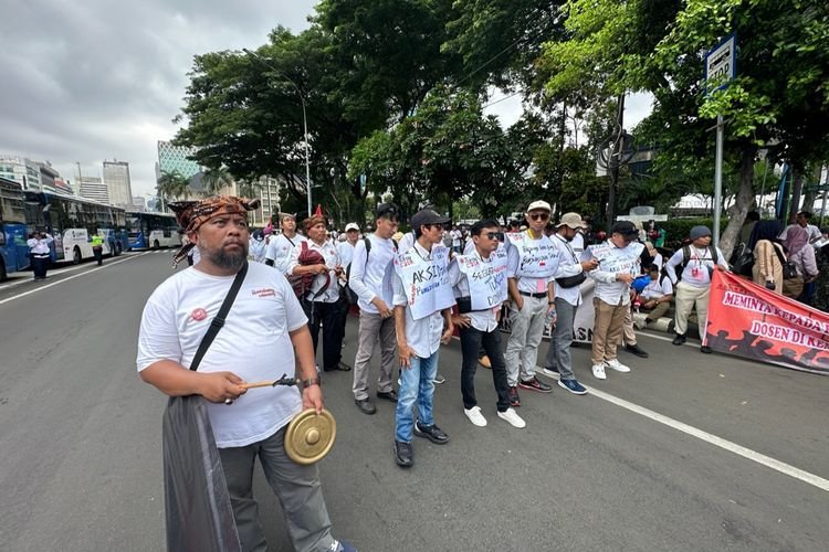 Koordinator Adaksi Pertanyakan Kejelasan Pencairan Tukin Dosen