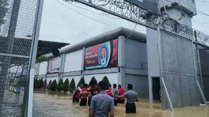 Lapas Cikarang Terendam Banjir, Napi Dievakuasi ke Lapas Lain