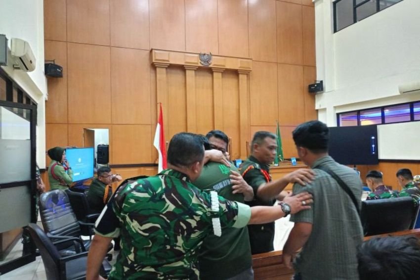 Sidang Kasus Penembakan Bos Rental Mobil, Anak Korban Tangis Saat Rekaman CCTV Diputar