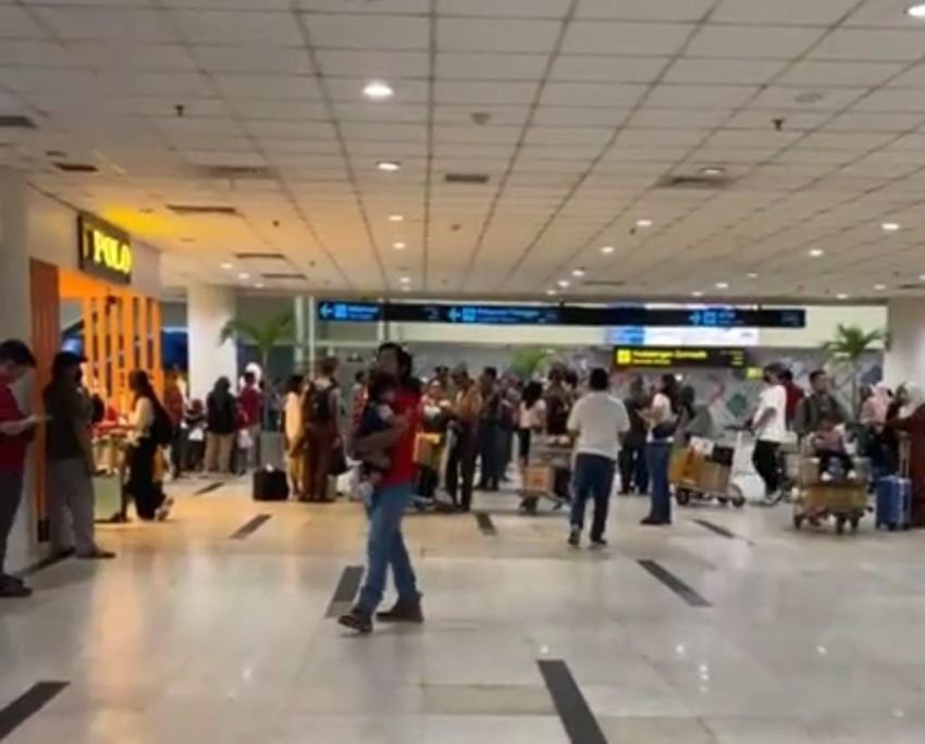 Bandara Kualanamu Masih Dipadati Pemudik pada H-2 Lebaran
