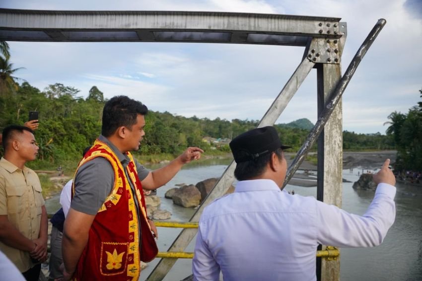 Gubernur Sumut Pastikan Tahun Ini Bangun Jembatan Ambruk di Nias Barat