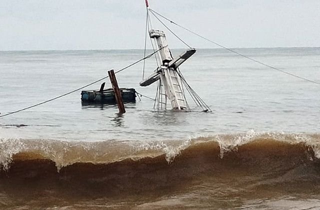 Kapal Bermuatan Kopra Karam di Perairan Boyong Pante, Sulawesi Utara, Tujuh Awak Kapal Selamat