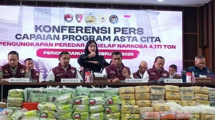 Polri Ungkap Jaringan Narkoba Internasional, Sita 4,1 Ton Narkoba dalam Dua Bulan