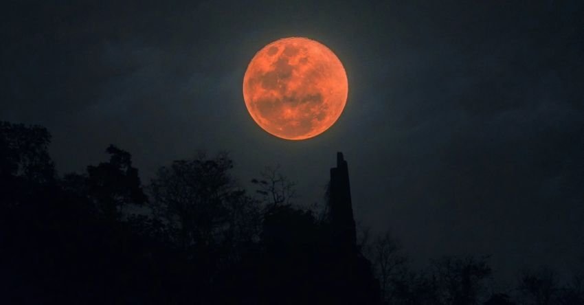 Catat Tanggalnya! Gerhana Bulan Total Mewarnai Langit Ramadan 2025: Blood Moon