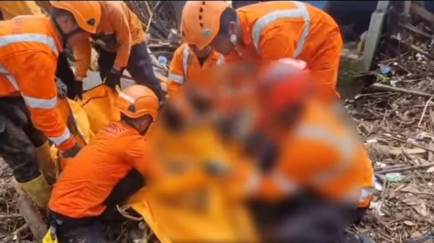 Ibu dan Anak Tewas dalam Banjir Sukabumi, Ditemukan Saling Berpelukan